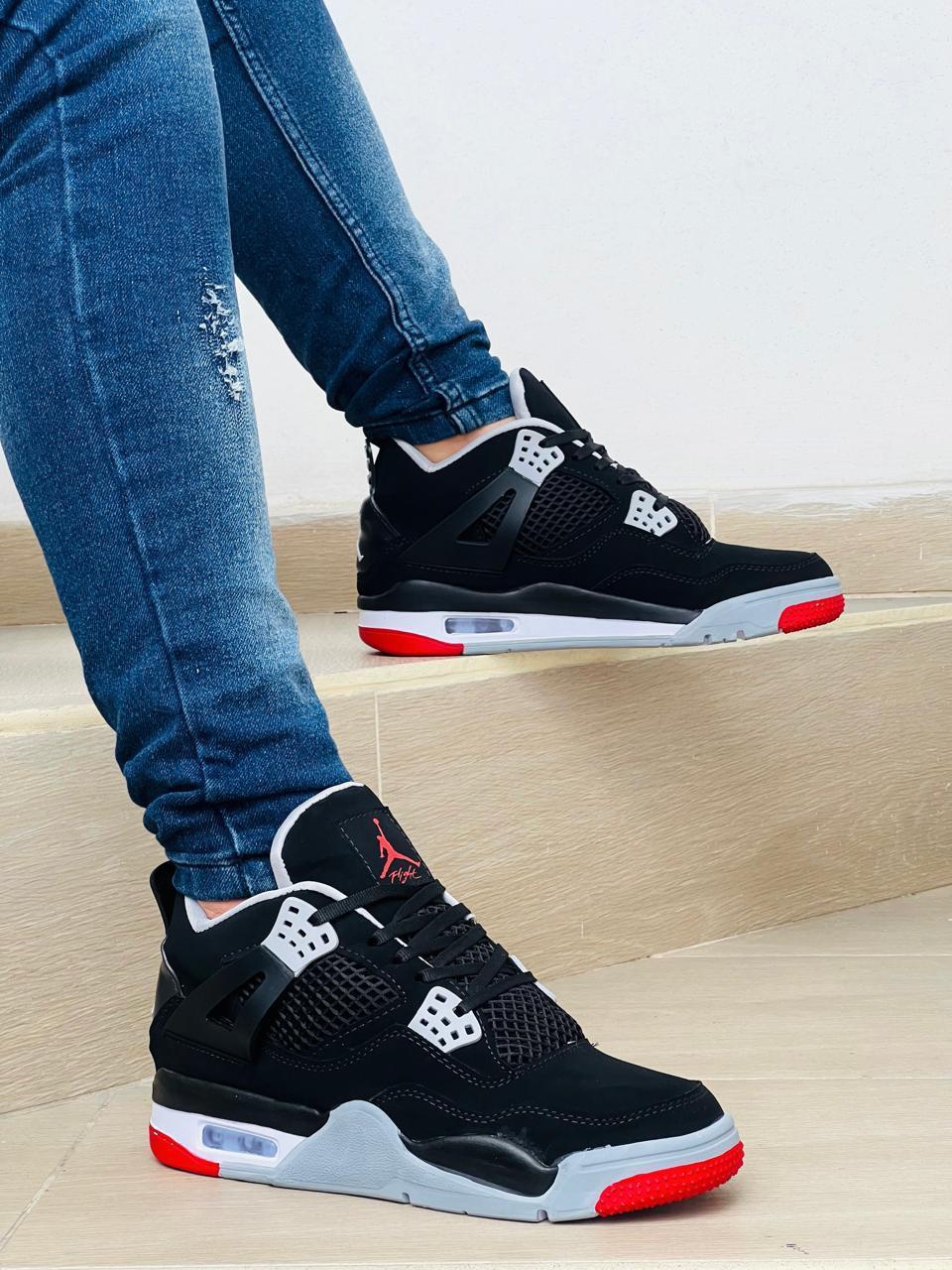 RETRO 4 DE CABALLERO