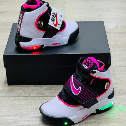 BOTA LEBRON UNISEX
