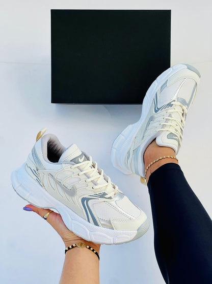 NIKE OUT FIRE