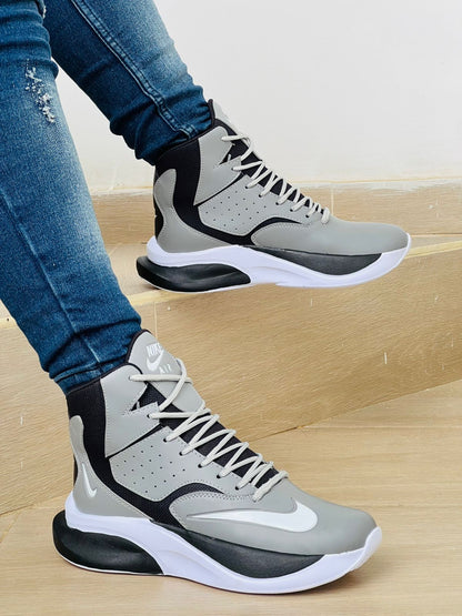 BOTA NIKE