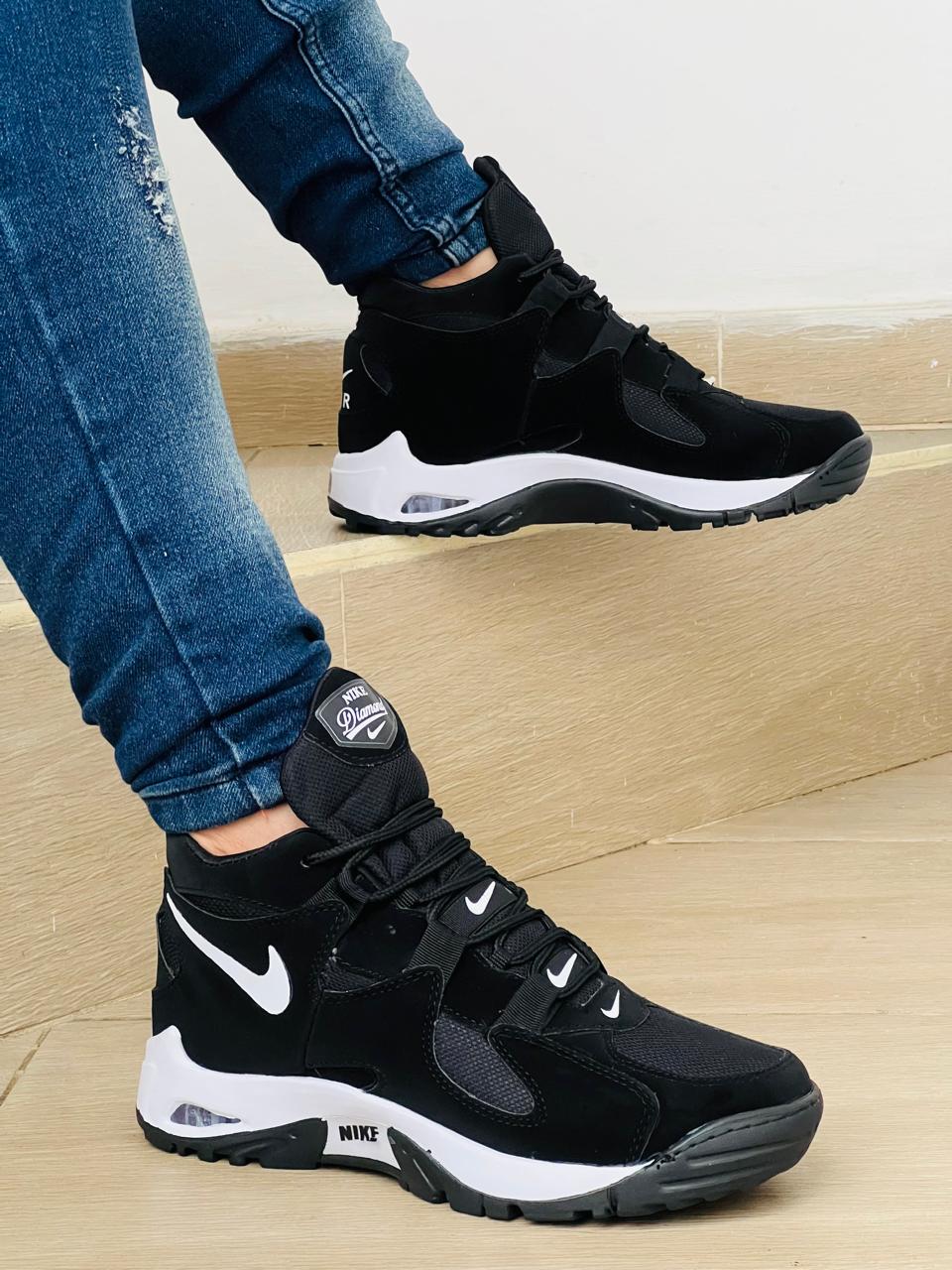 BOTA NIKE DIAMANTE